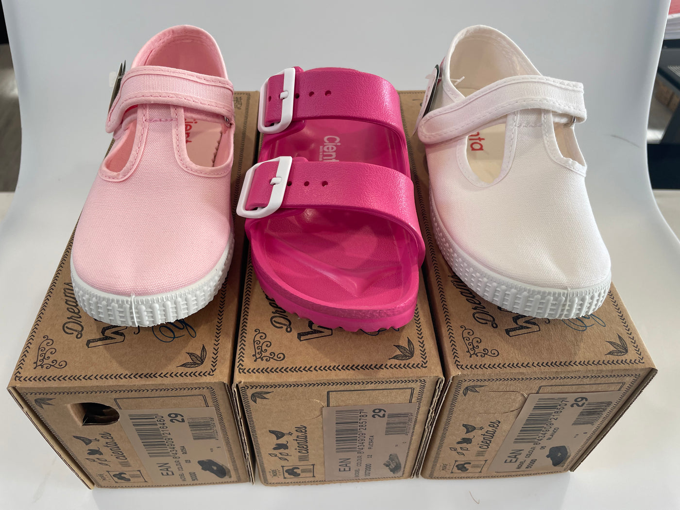 Mixed Samples 29 M EU/11 M US Little Kid