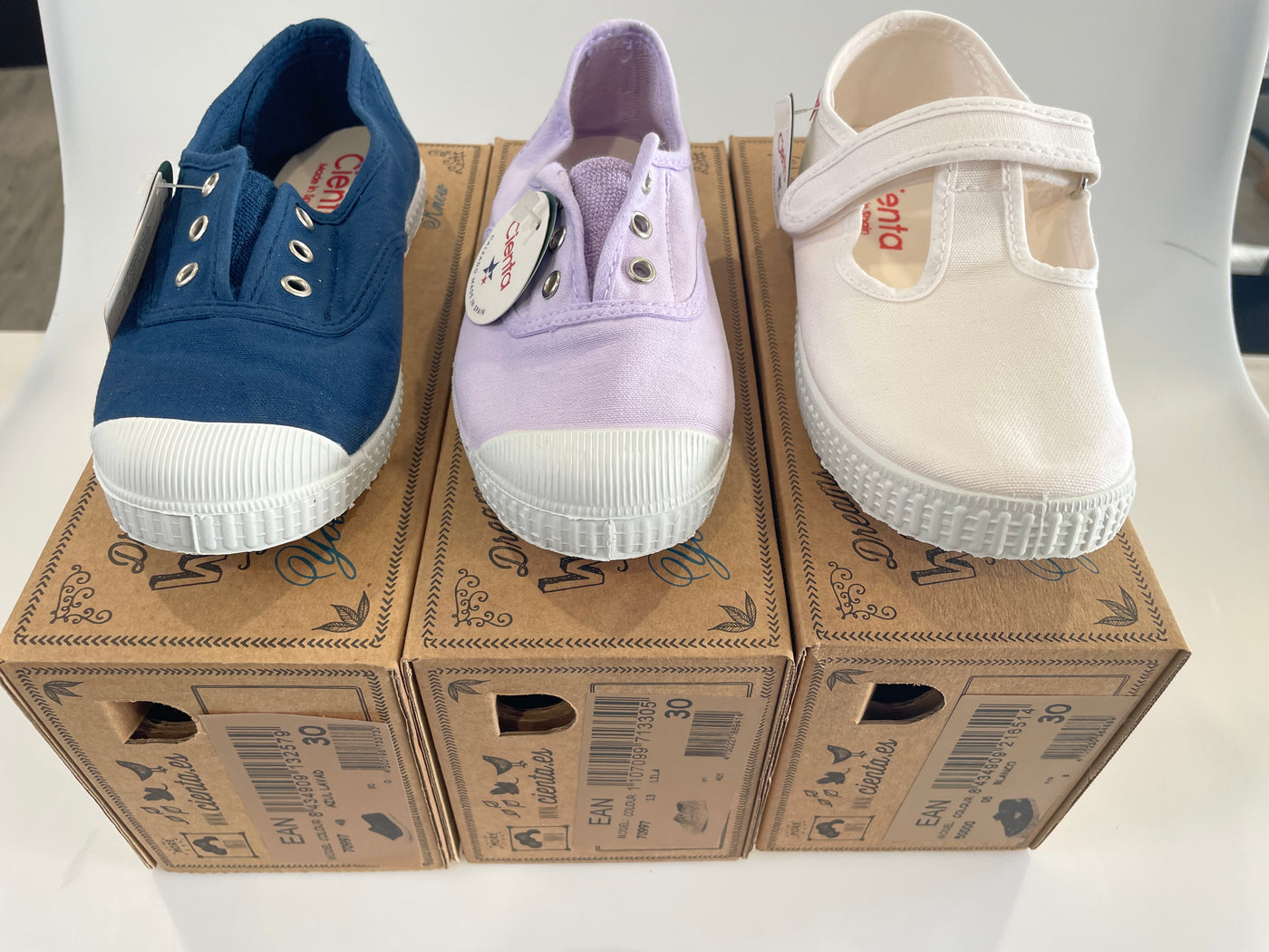 Mixed Samples 30 M EU/12 M US Little Kid