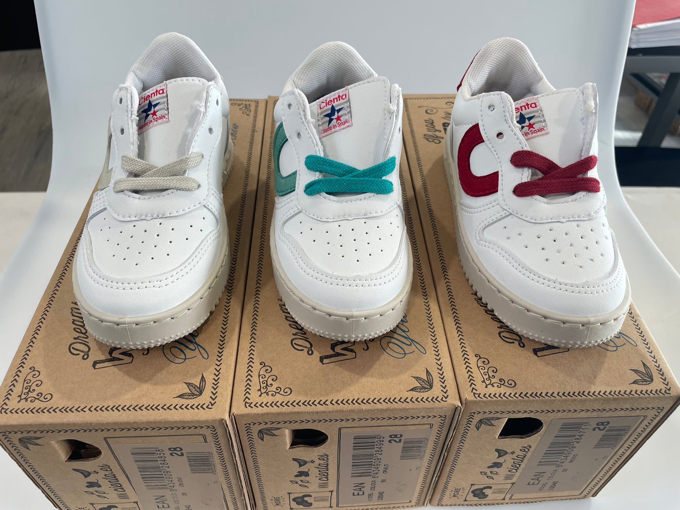 Mixed Samples 28 M EU/10.5 M US Little Kid