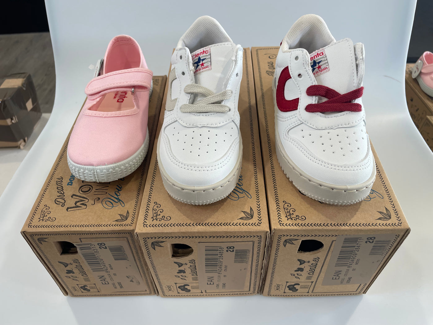 Mixed Samples 28 M EU/10.5 M US Little Kid