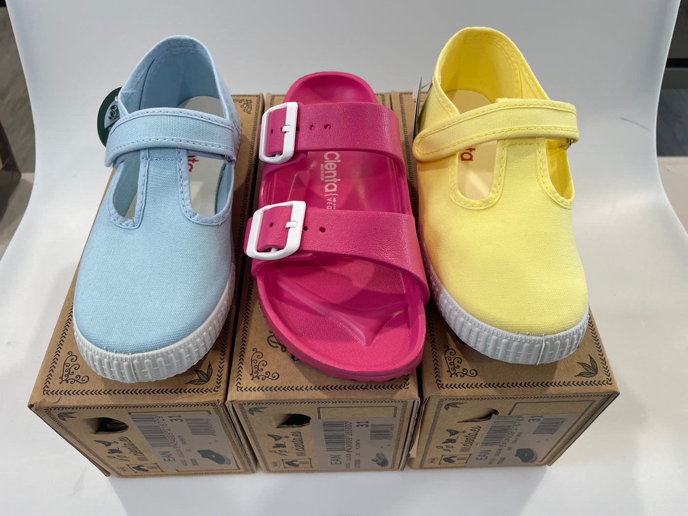 Mixed Samples 31 M EU/13 M US Little Kid